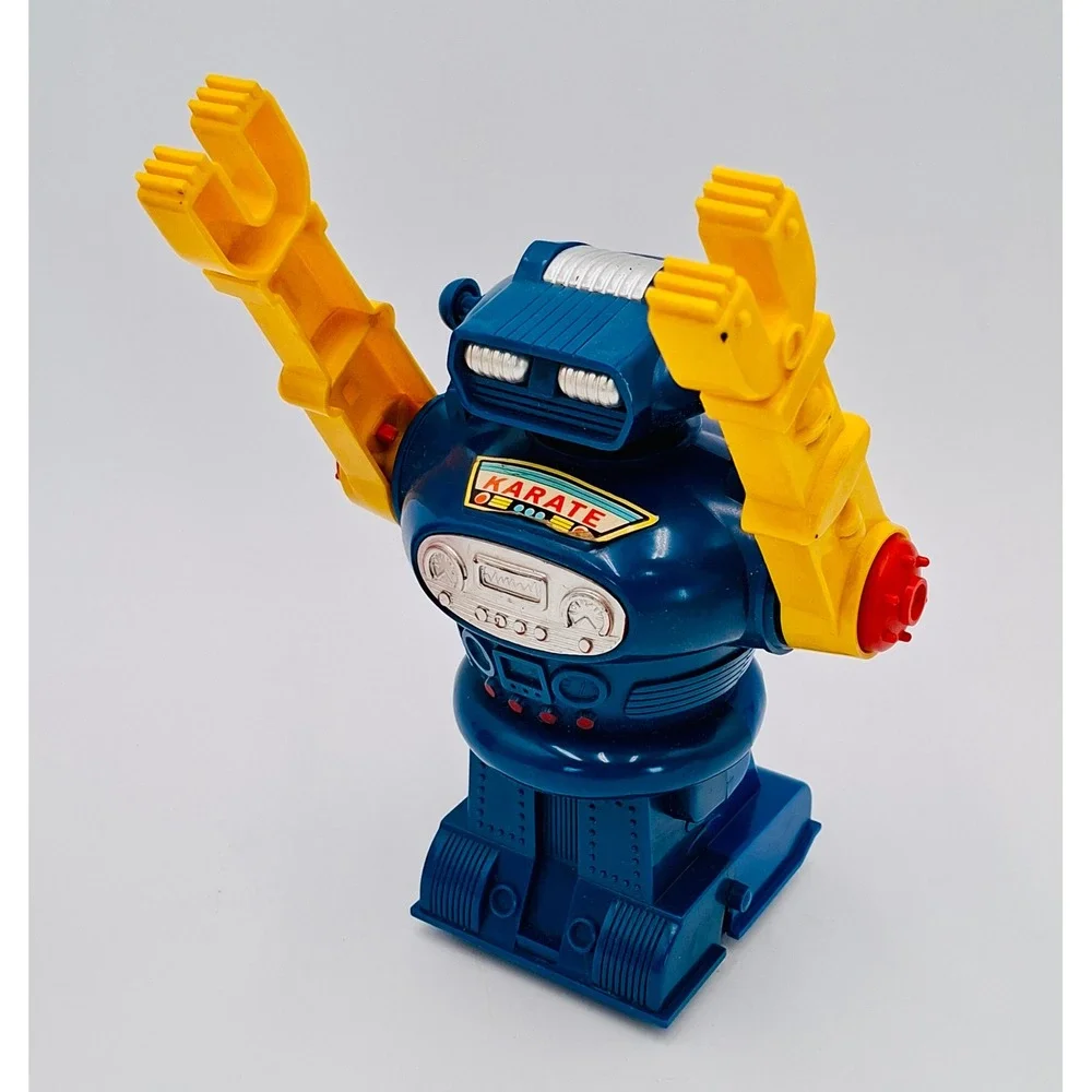Vintage Karate Robot Battery Operated Toy Lot of 2 Red Blue Made In Hong Kong 7